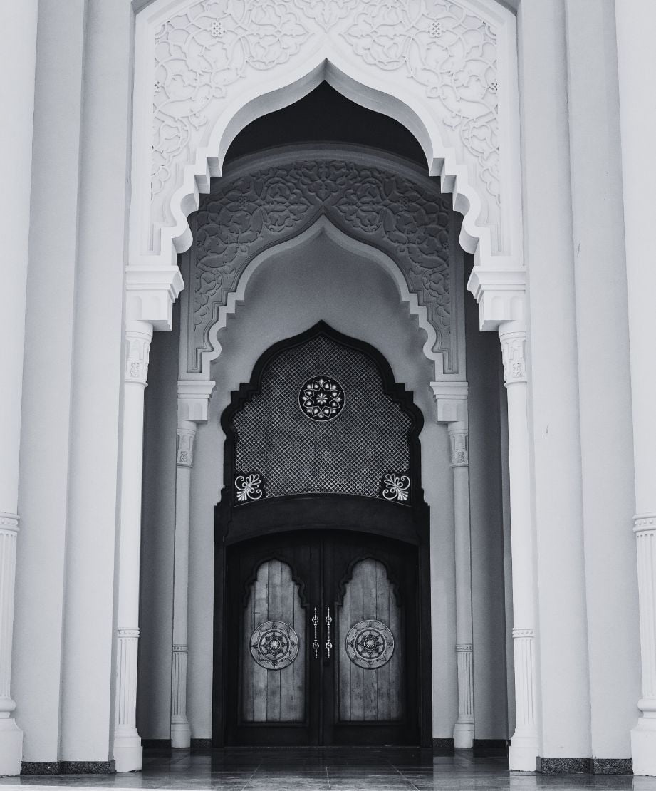 خدمة تنظيف المساجد